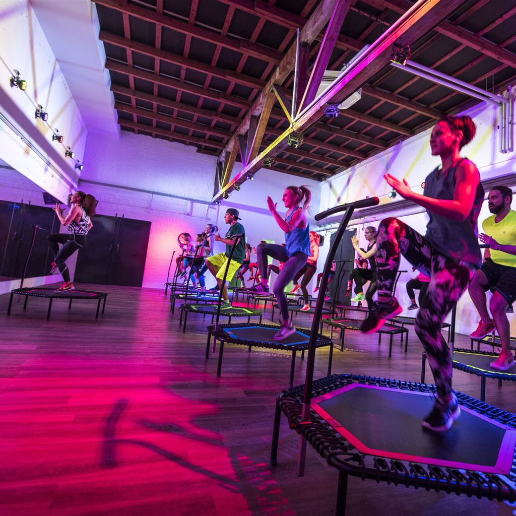 titelbild-trampolin-fitness-aktion